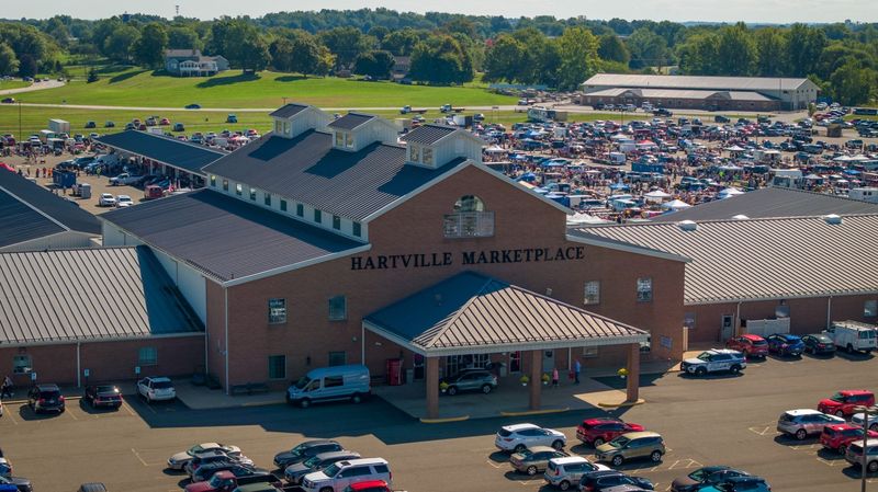 Hartville Marketplace & Flea Market (Hartville)