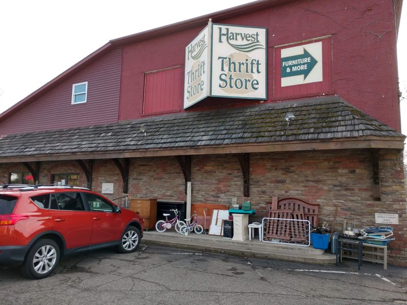 Harvest Thrift Store Ohio (Sugarcreek)