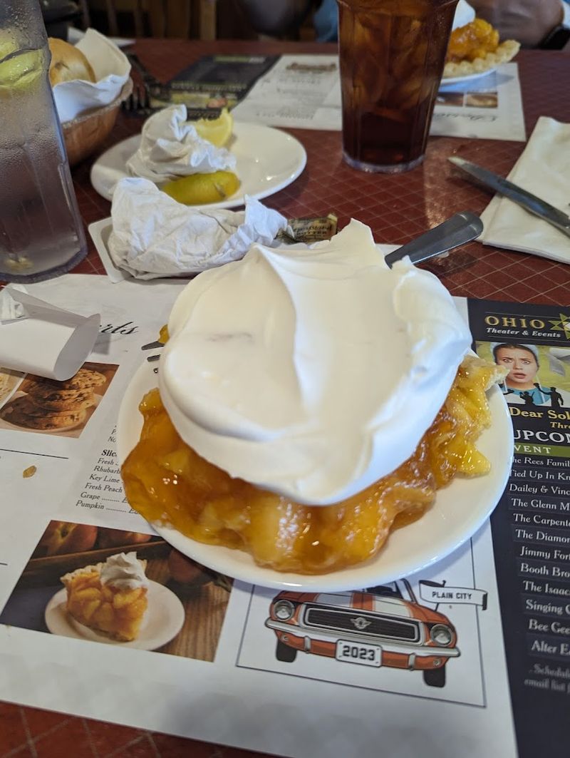 Hearty Amish comfort food sets up the perfect dessert