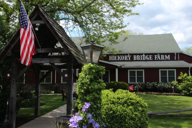 Hickory Bridge Farm Restaurant (Orrtanna)