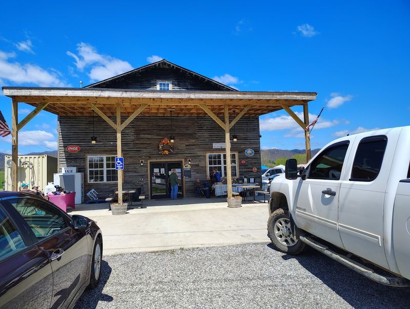 Hickory Corner Farms Is A Family-Owned Gem In Speedwell