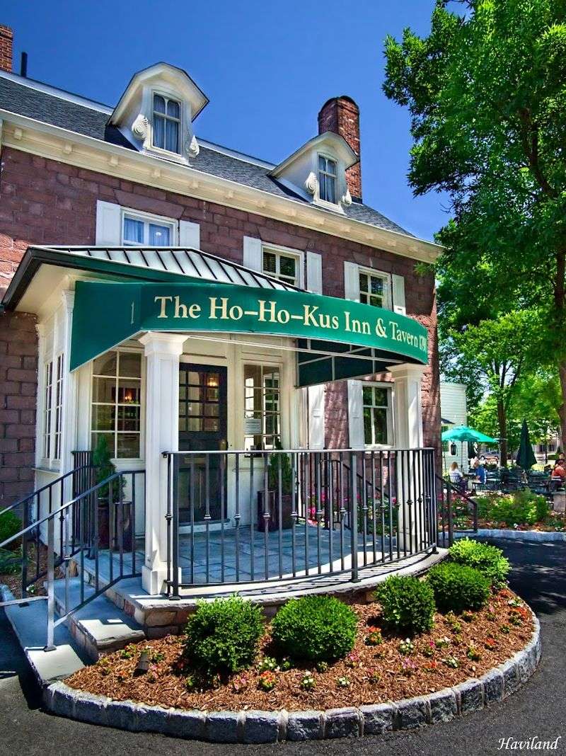 Ho-Ho-Kus Inn & Tavern - Ho-Ho-Kus