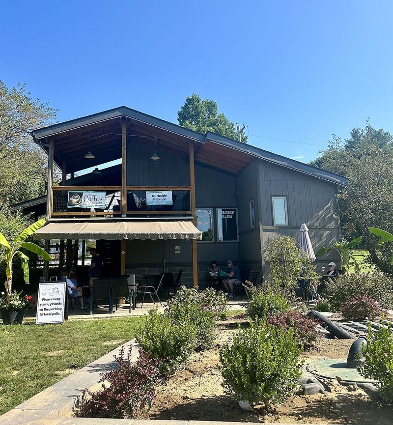 Hocking Hills Coffee Emporium, Logan Hocking Hills Coffee Emporium, Logan