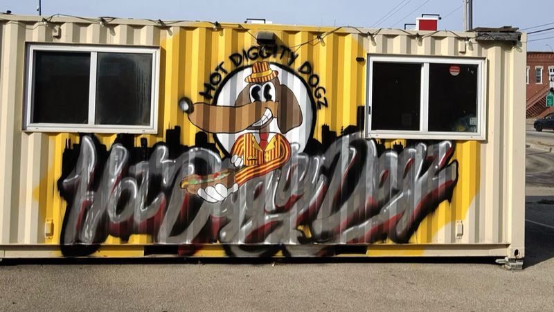 Hot Diggity Dogz - Dubuque