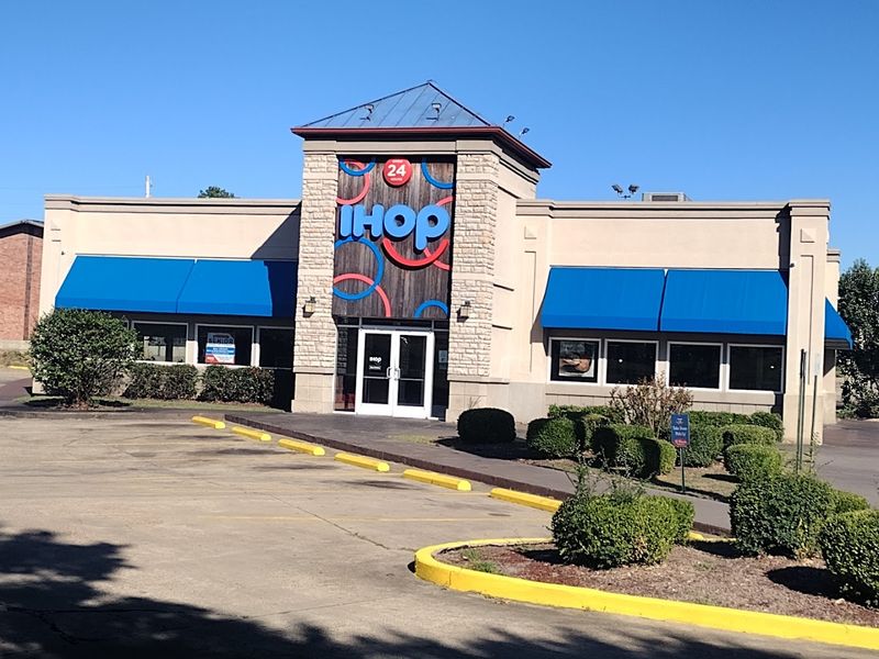 IHOP — 2700 Greenway Dr, Jackson IHOP — 2700 Greenway Dr, Jackson