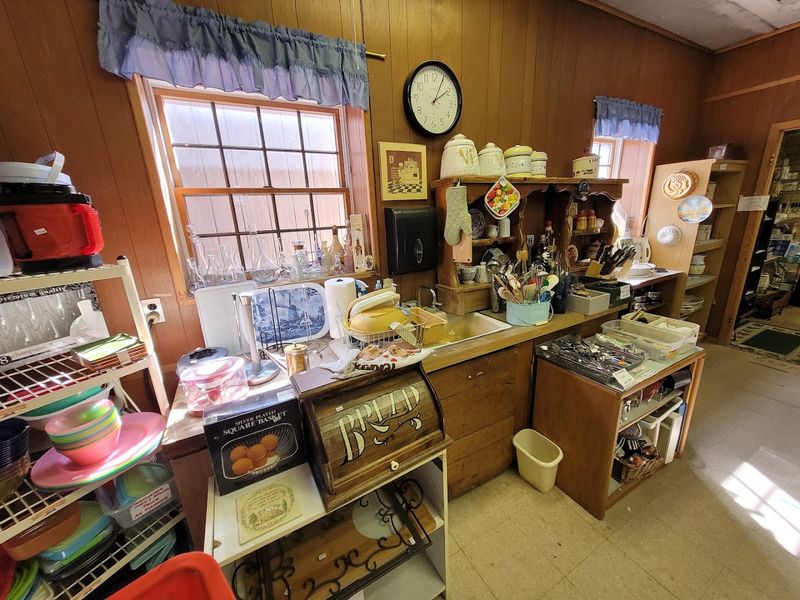 Inside Denville’s Book Barn Where Every Shelf Feels Like a Treasure Hunt
