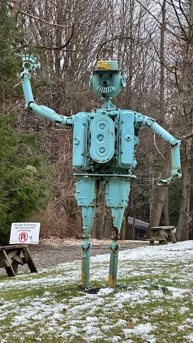 It is ideal for roadside attraction lovers