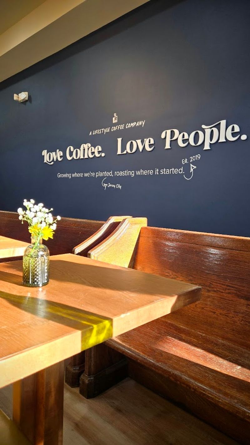 Jersey City’s Little Café With Big Brunch Energy
