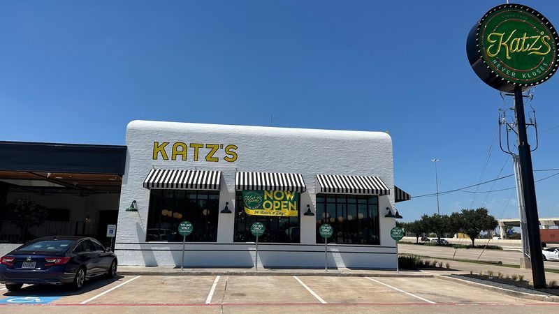 Katz's Never Kloses (Houston)