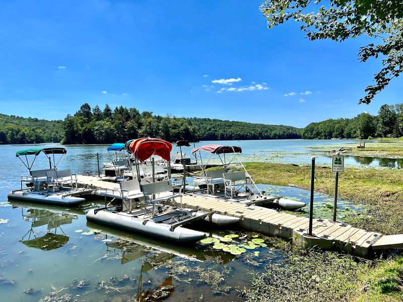 Keen Lake Camping & Cottage Resort