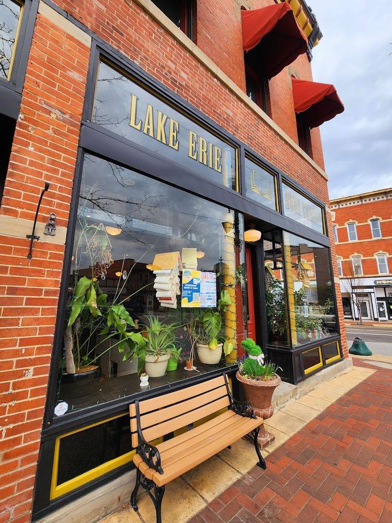 Lake Erie Book Company – Geneva