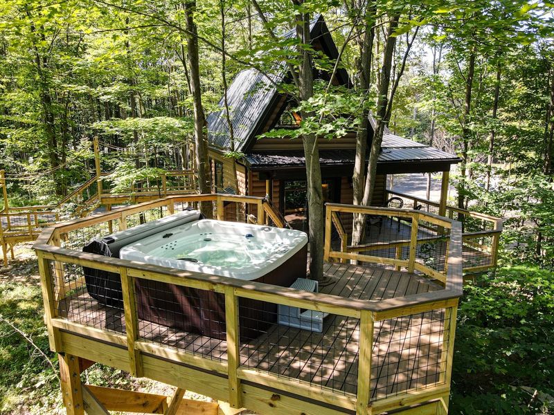 Lake Erie Treehouses Lake Erie Treehouses