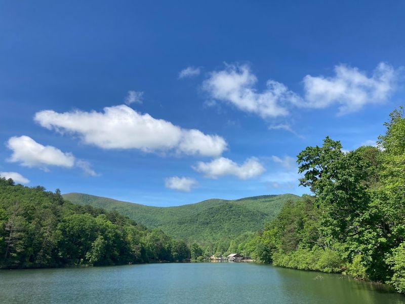Lake Trahlyta Trail (Blairsville)