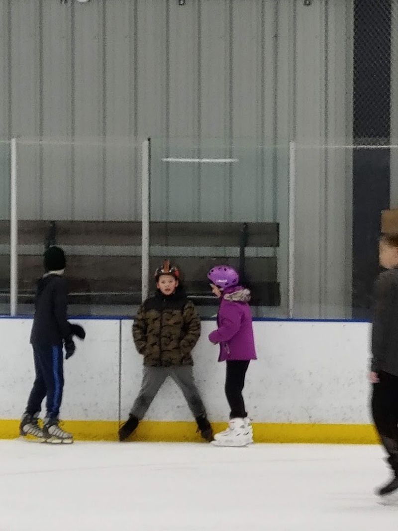 Learn to Skate Programs for Tiny Feet and Big Dreams