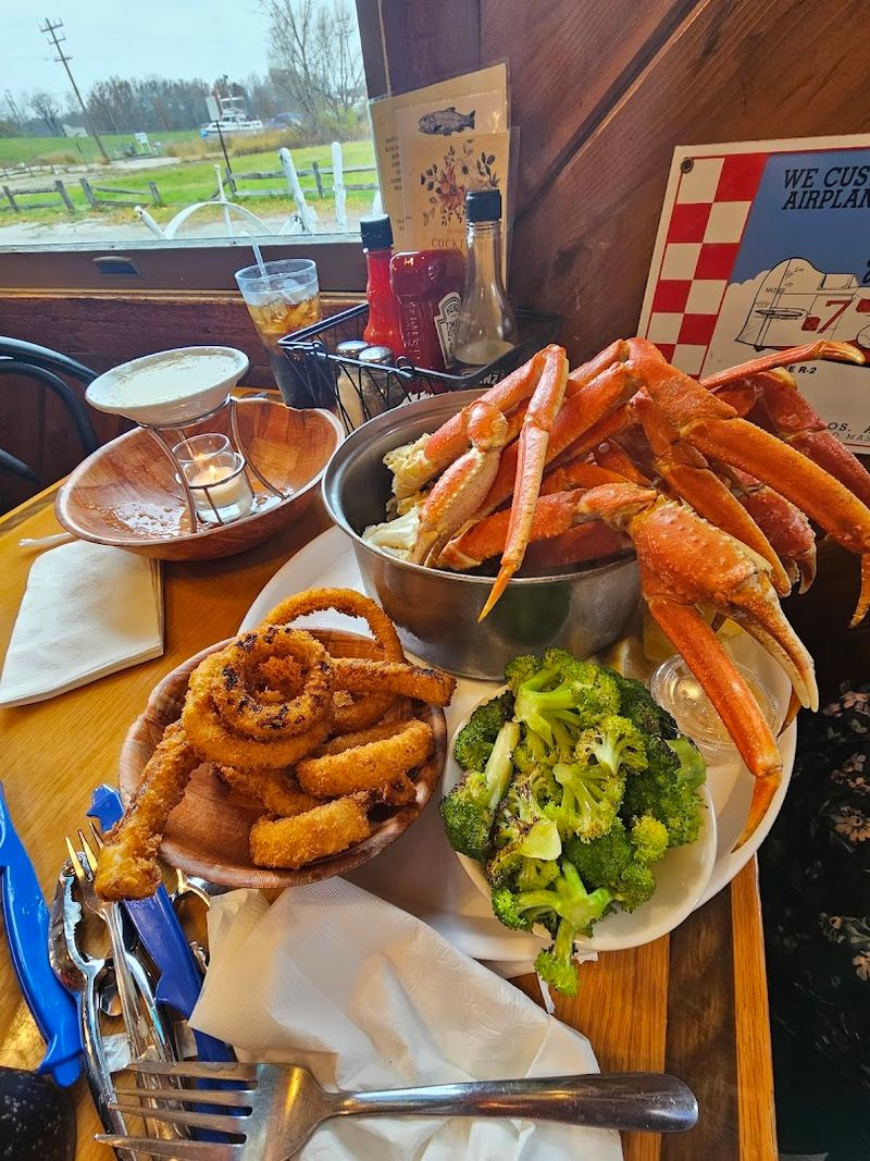 Legendary Crab Legs Experience