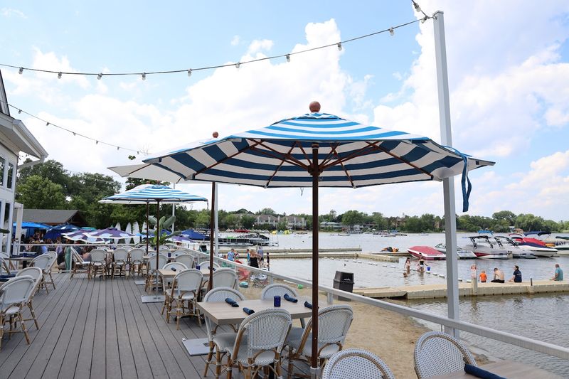 Lindy’s Landing – Wauconda