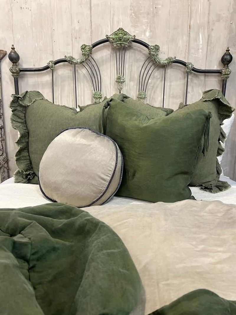 Linens That Look Like Heirlooms