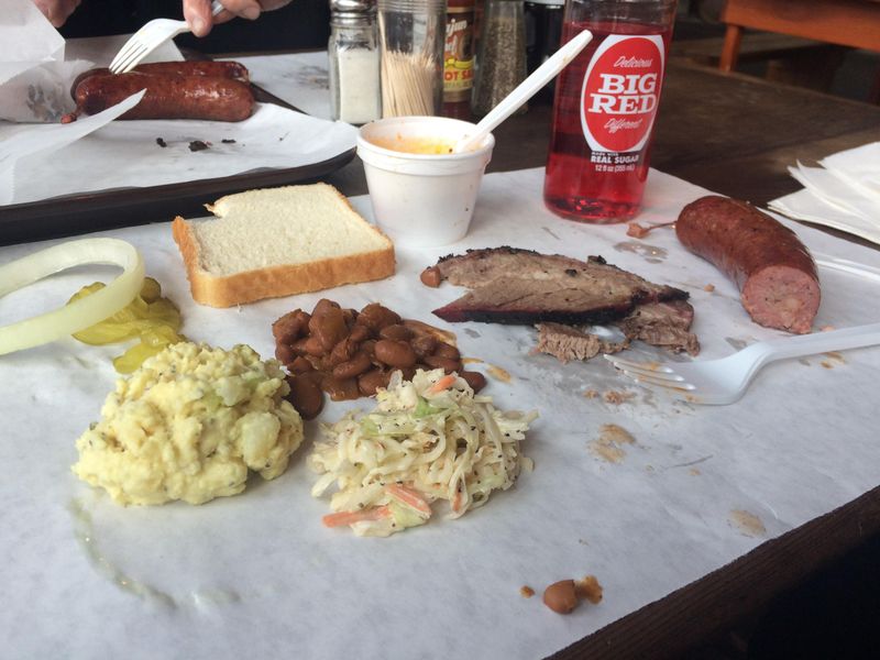 Louie Mueller Barbecue (Taylor) Louie Mueller Barbecue (Taylor)