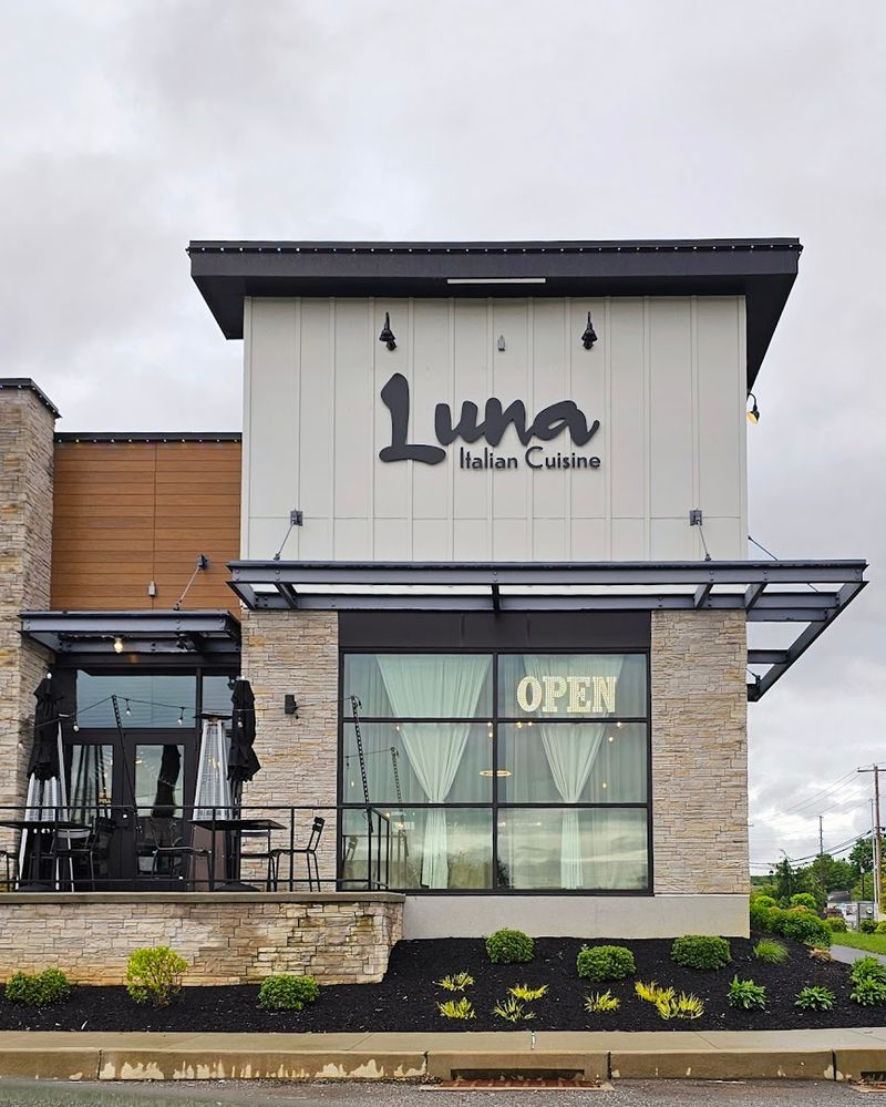 Luna Italian Cuisine - Mechanicsburg, PA Luna Italian Cuisine - Mechanicsburg, PA