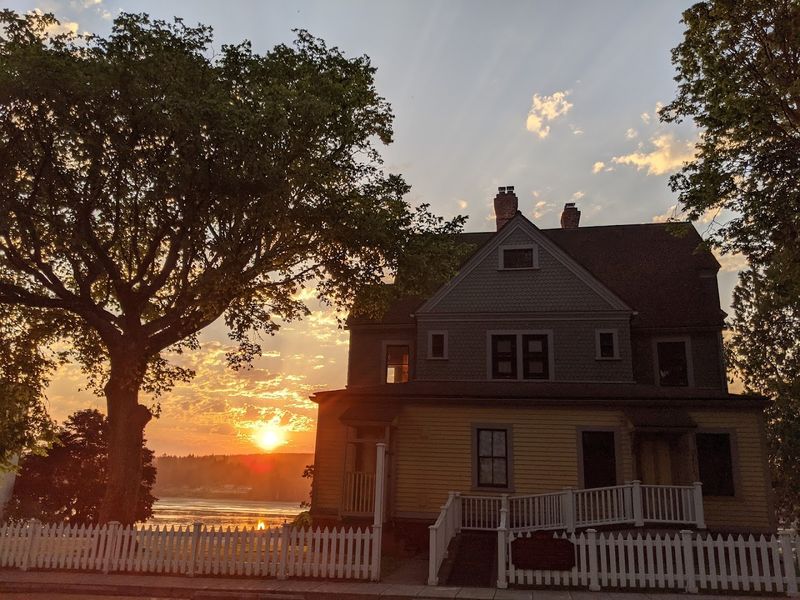 Small Details You Start Noticing After Sunset Small Details You Start Noticing After Sunset