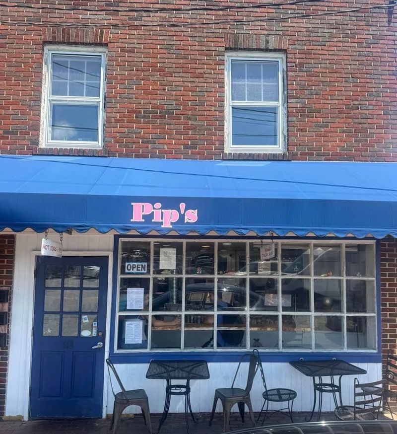 Pip’s Dock Street Dogs (Annapolis) Pip’s Dock Street Dogs (Annapolis)