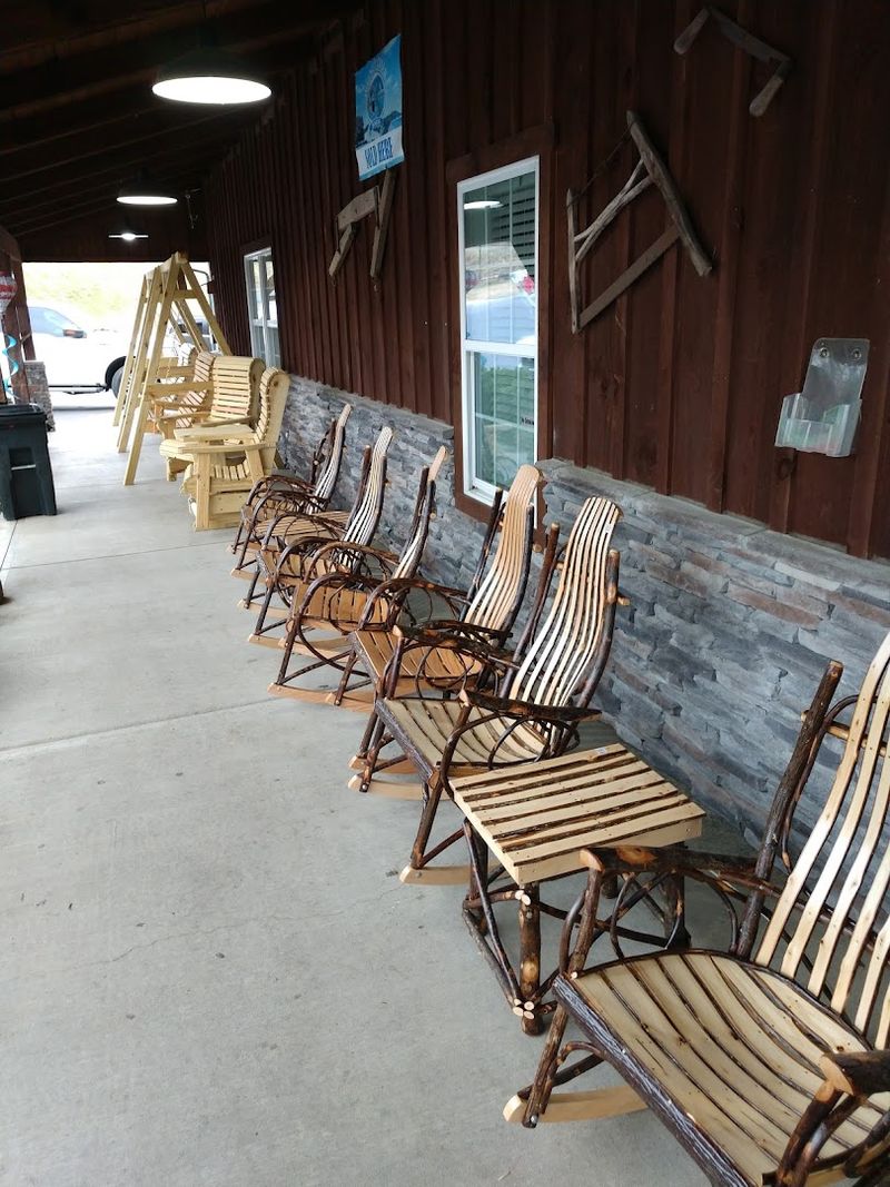 Make It A Laid-Back Tennessee Road Trip Stop