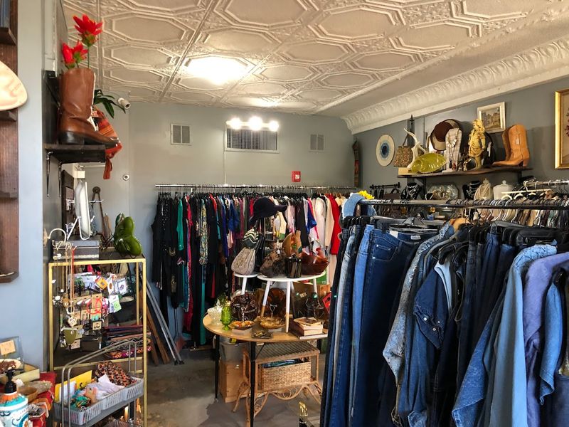 Mama Coo's Boutique, Detroit