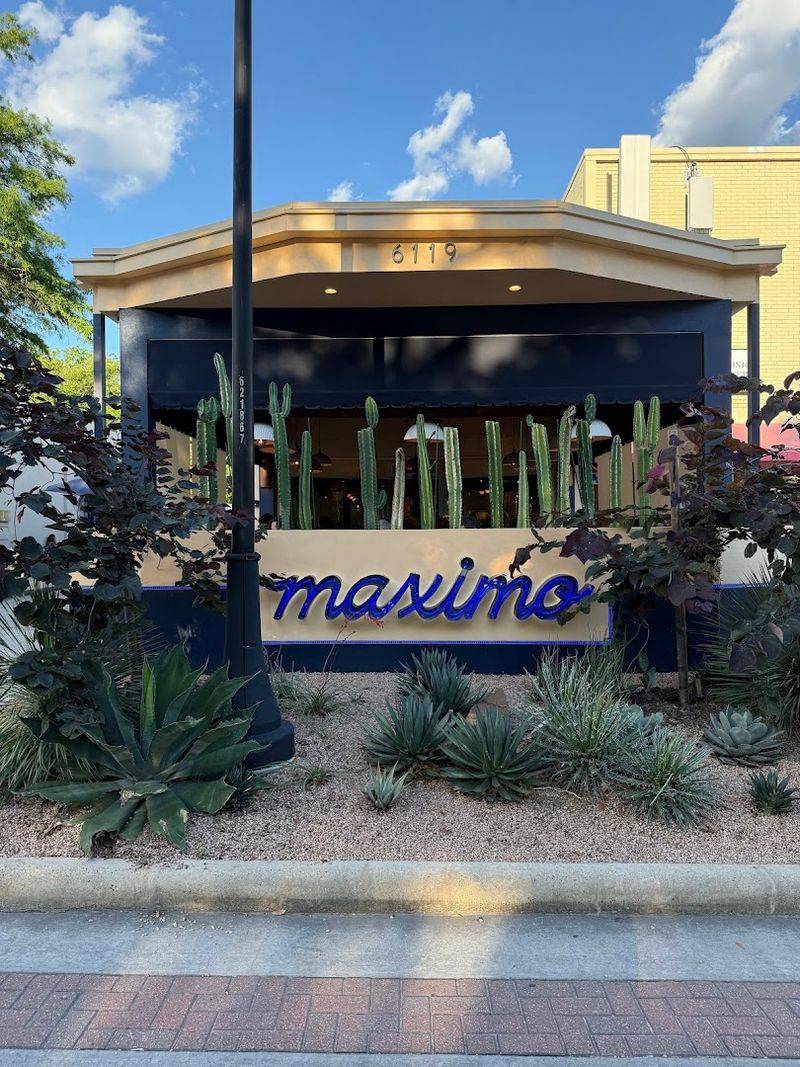 Maximo (Houston) Maximo (Houston)