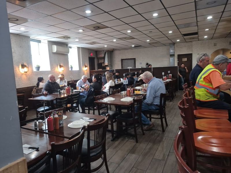 McWhorter Barbecue - Newark