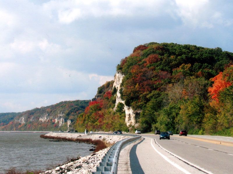 Meeting Of The Great Rivers Scenic Route (Near Alton, Illinois)
