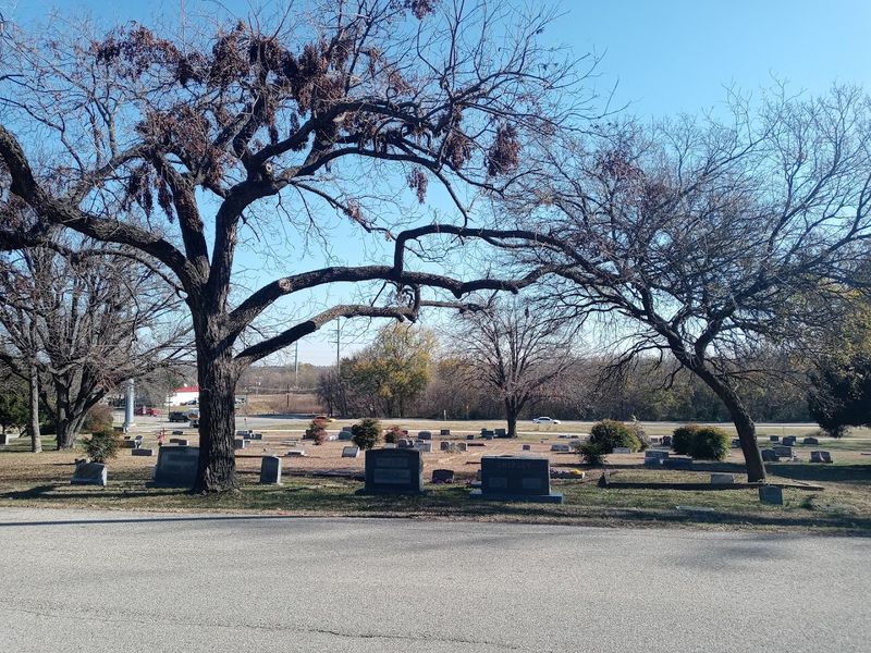 Mills Cemetery (Garland)