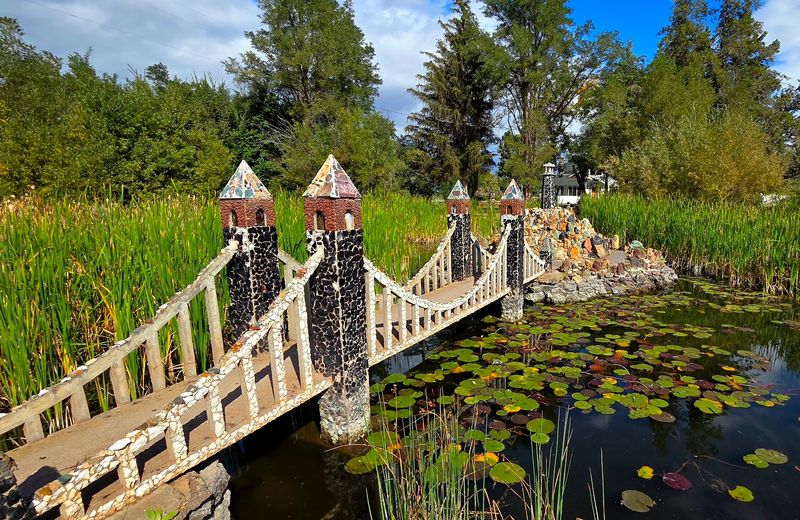 Miniature Stone Worlds Around Every Corner
