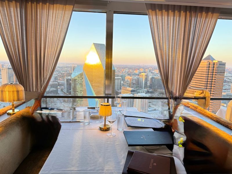 Monarch (Dallas) Monarch (Dallas)