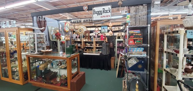 Montgomery Street Antique Mall (Fort Worth)