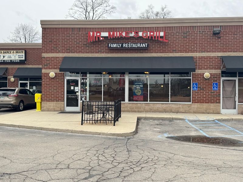 Mr. Mike's Grill, Westland