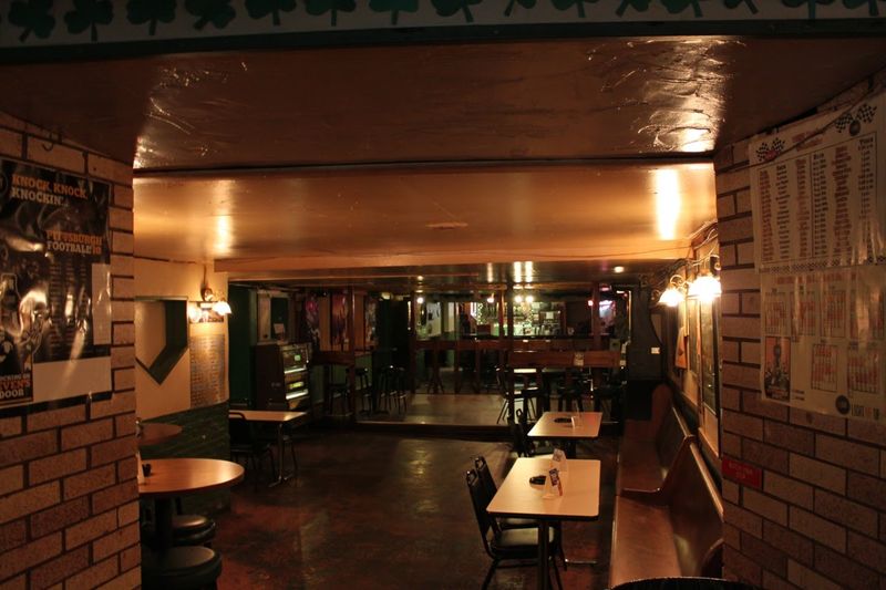 Murph’s Bar