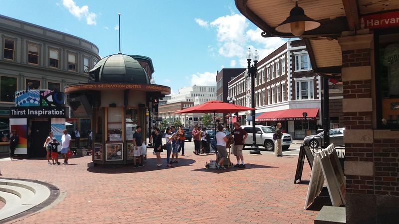 Neighborhoods And Towns With Real Community Spirit Neighborhoods And Towns With Real Community Spirit