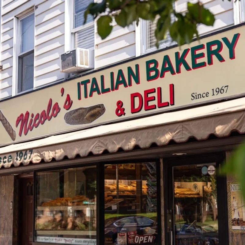 Nicolo’s Italian Bakery & Deli