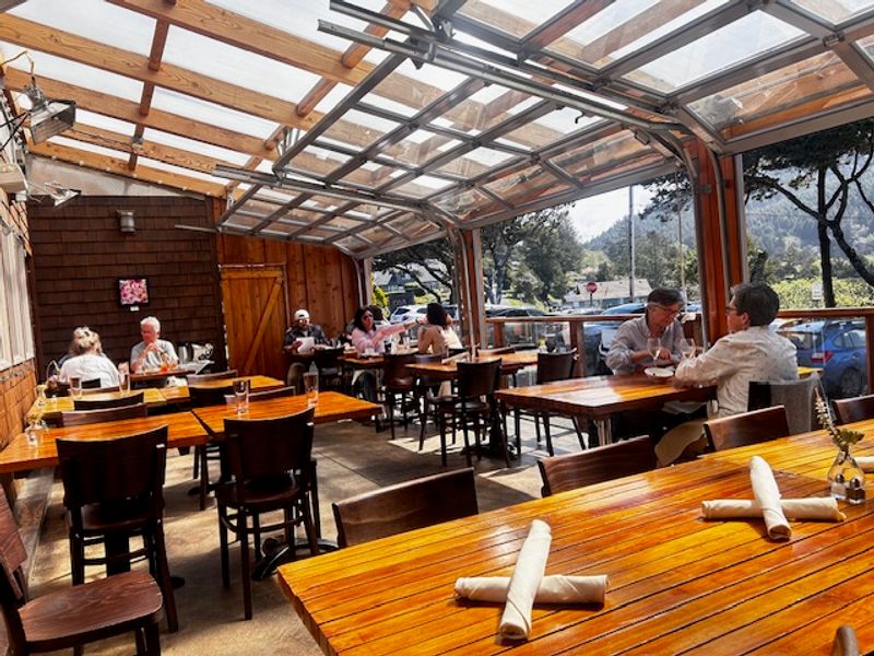 Ona Restaurant & Lounge - Yachats