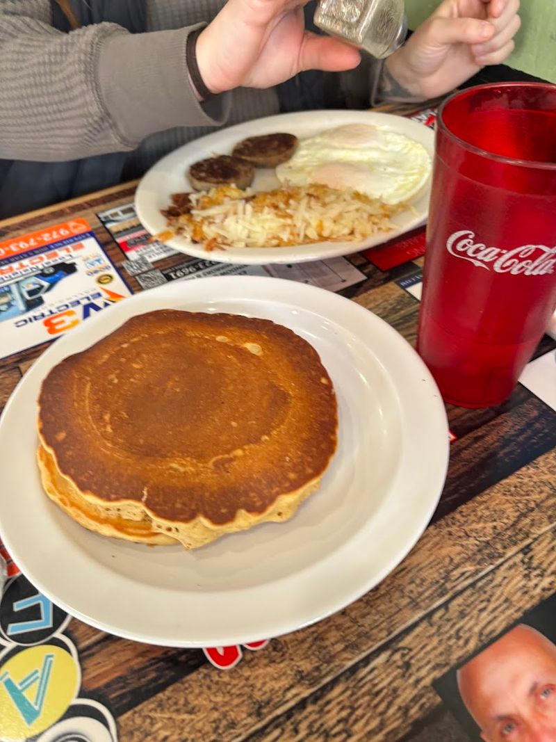 Pancakes That Earn Their Reputation Every Single Morning