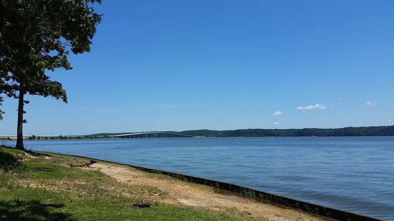 Paris Landing State Park
