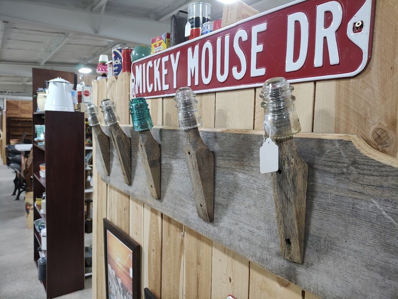 Picker Flea Market Antique and Collectible Mall (Sioux Falls)