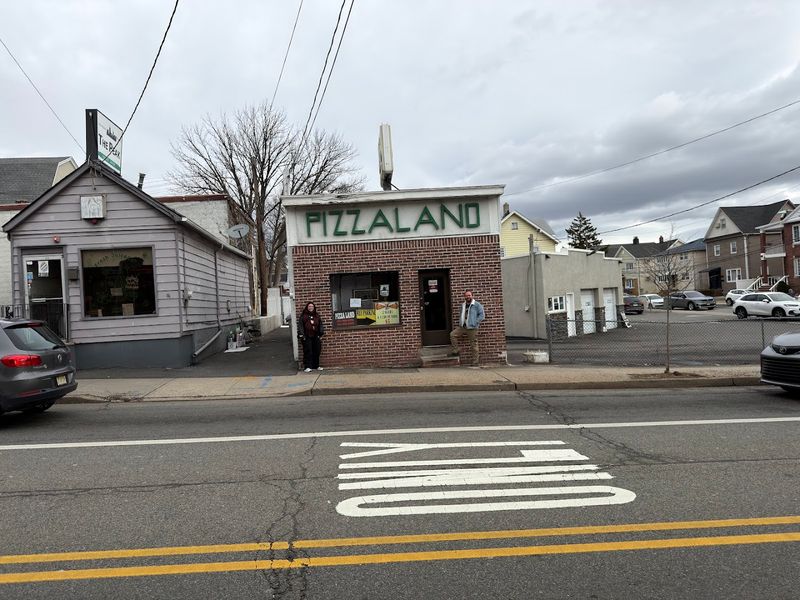 Pizzaland — North Arlington Pizzaland — North Arlington