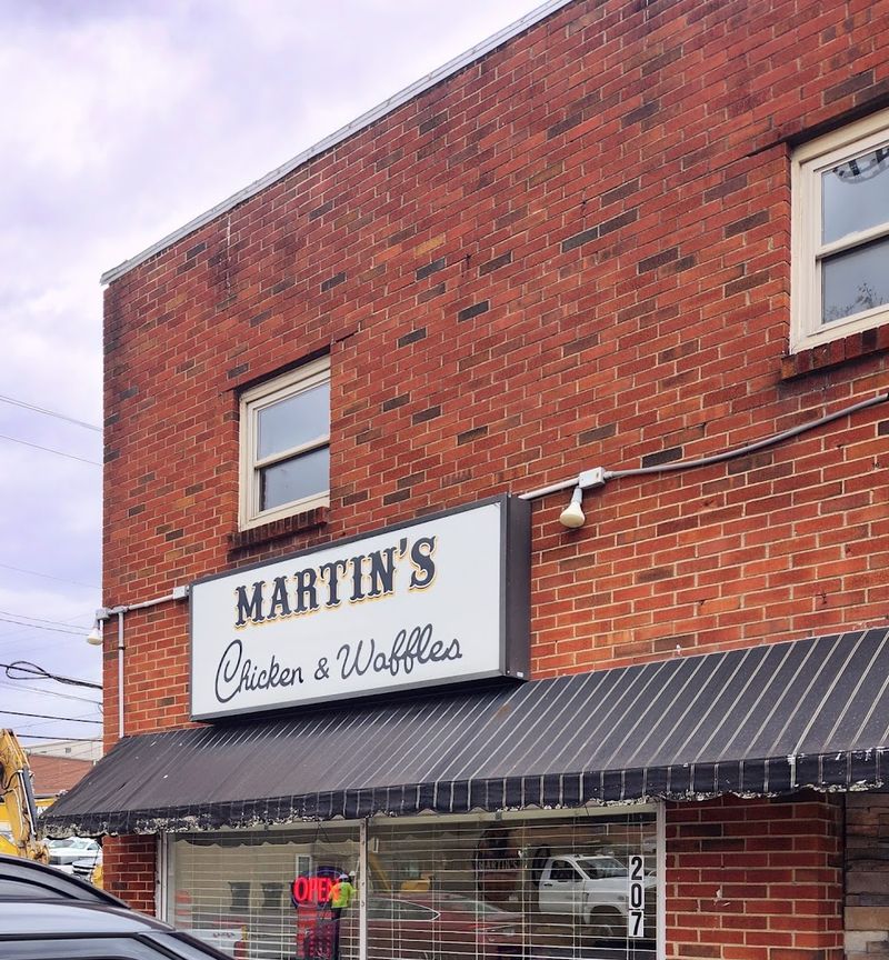 Plan Your Visit to Martin's Chicken and Waffles in Gallatin