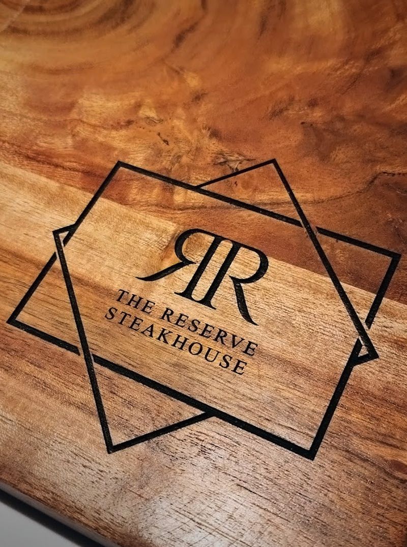 Planning Your Visit Right — Hours, Timing, and Reservations
