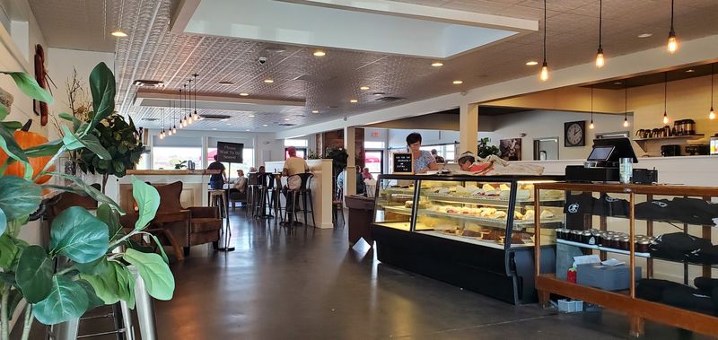 Planning your visit to Helen’s Restaurant