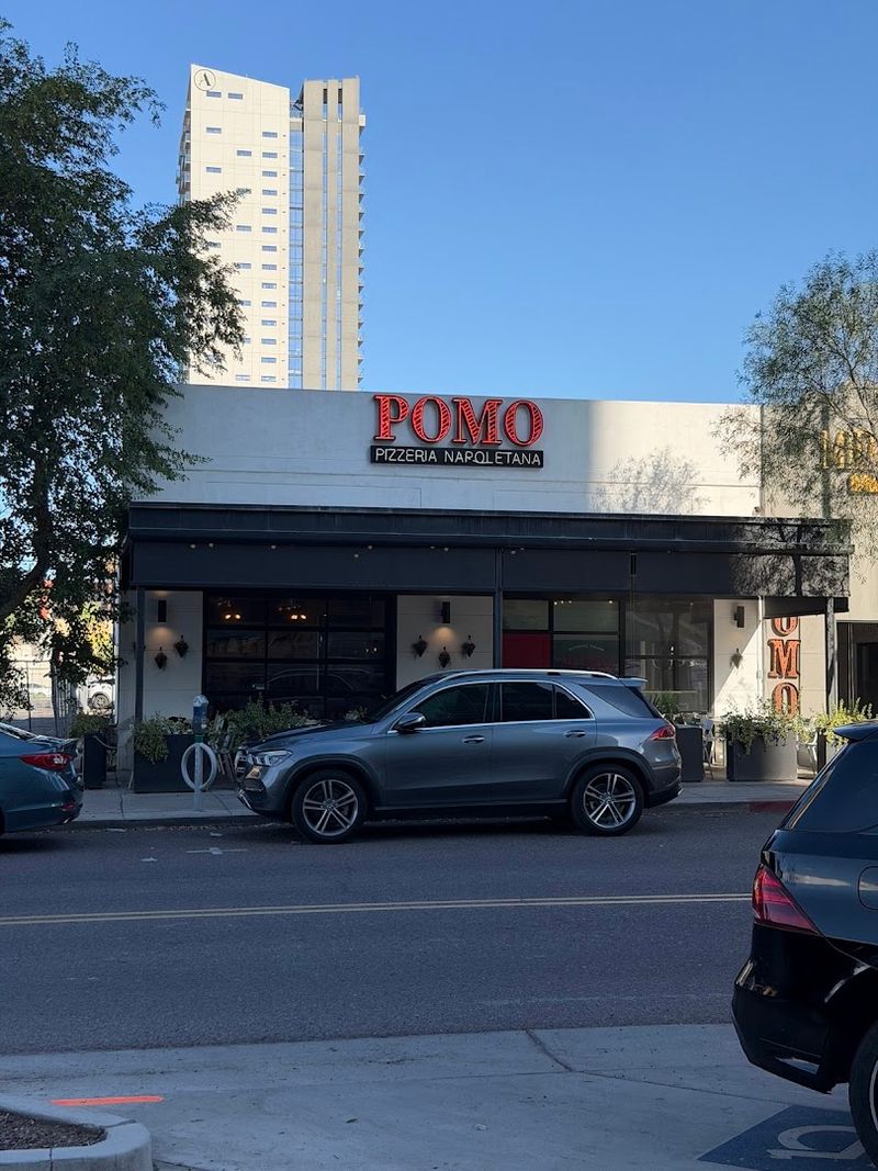 Pomo Pizzeria (Downtown Phoenix)