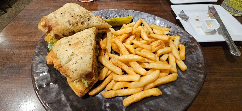 Portions that practically guarantee leftovers Portions that practically guarantee leftovers