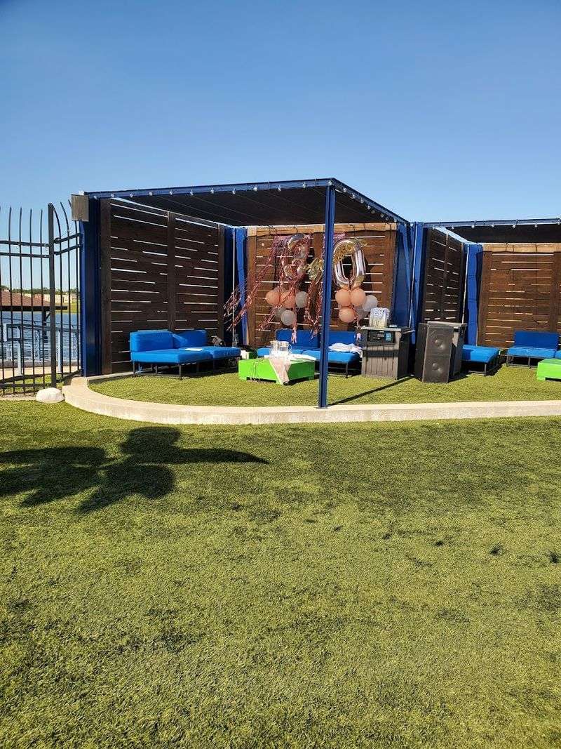 Private Bungalows With Plunge Pools