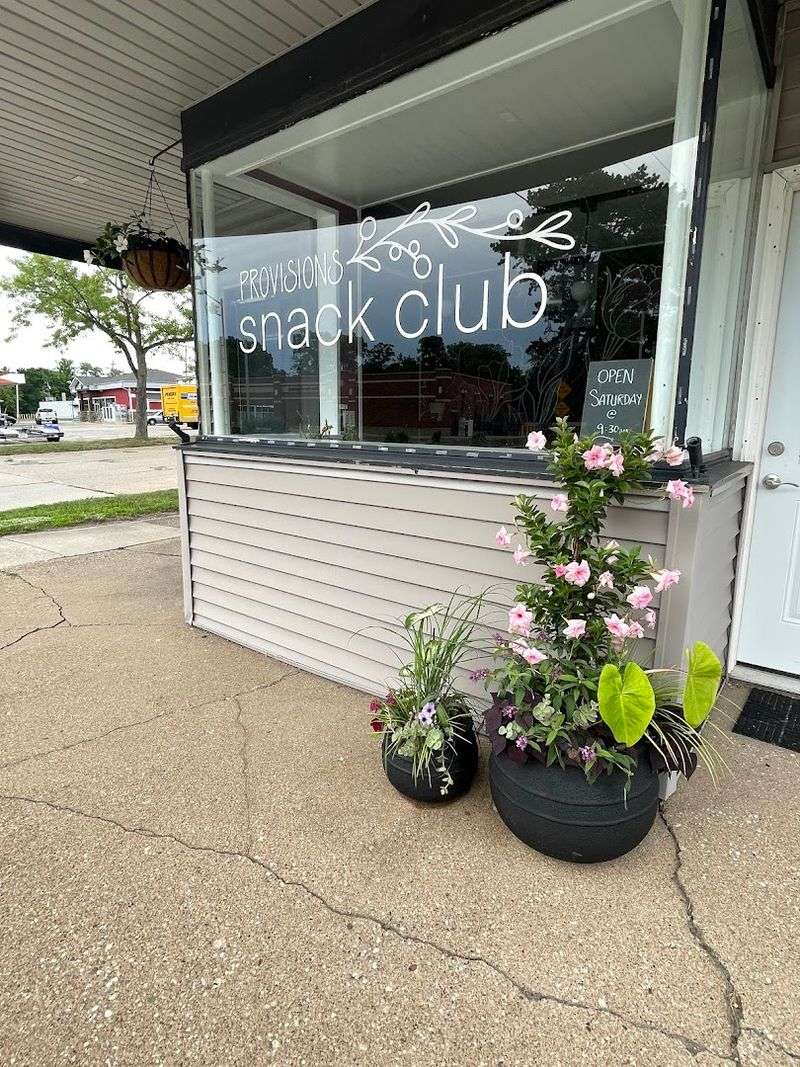 Provisions Snack Club, St. Joseph